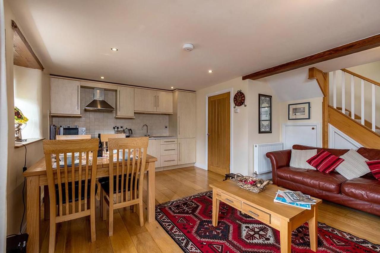 Tregarnedd Cottage 兰盖夫尼 外观 照片